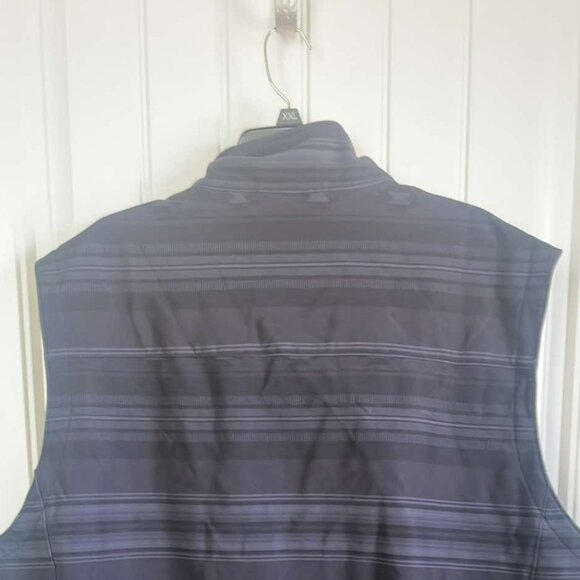 XXL Cinch Vest with Stripes and Aztec design - Picture 4 of 7